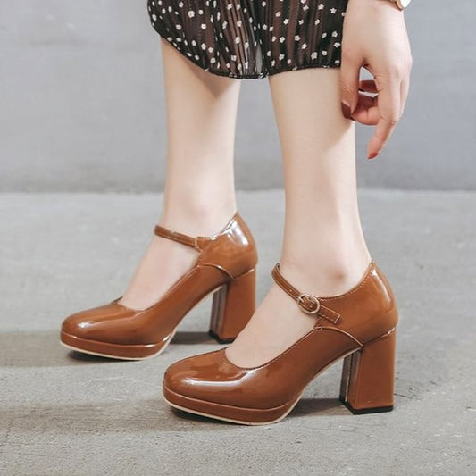 Platform Mary Heel Chunky Jane Pumps