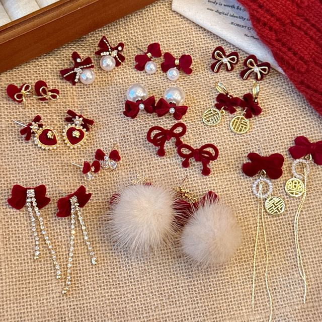 Dangle Stud Designs) / (Various Earring Drop Bow