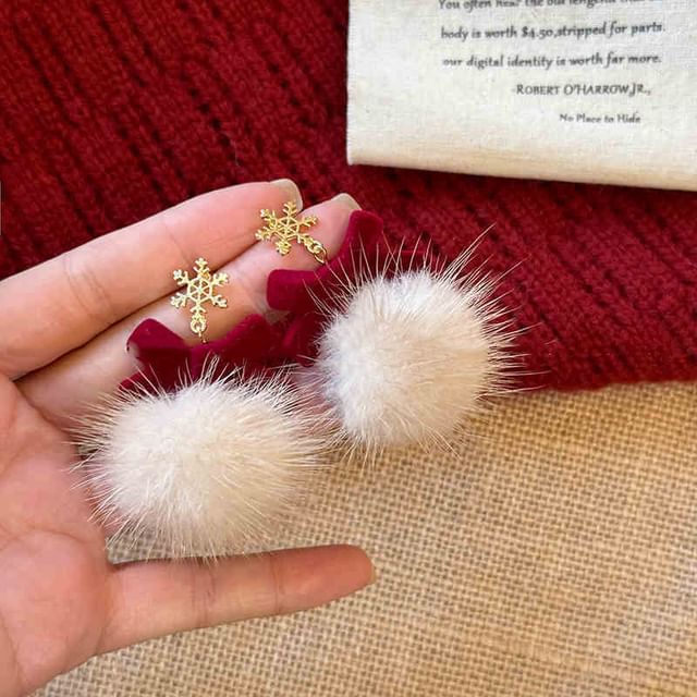 Dangle Stud Designs) / (Various Earring Drop Bow