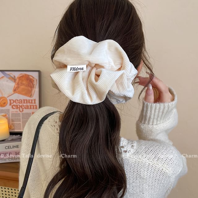 Scrunchie Label Striped Lettering