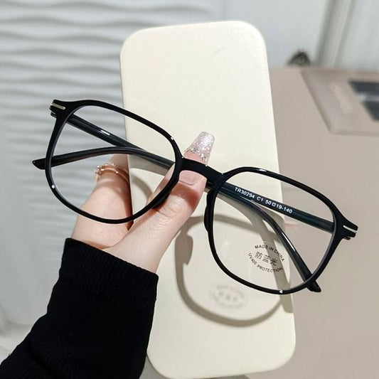 Square Eyeglasses Frame