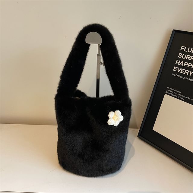 Bucket Accent Floral Bag Fluffy