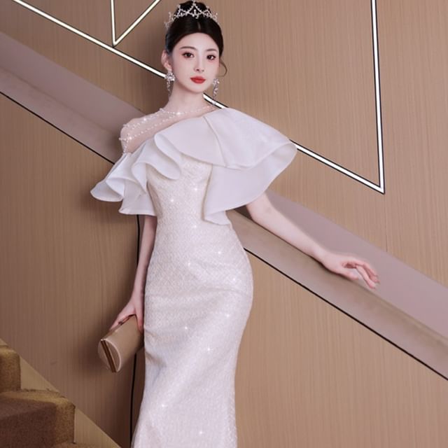 One-Shoulder Plaid Ruffle Mermaid Evening Gown