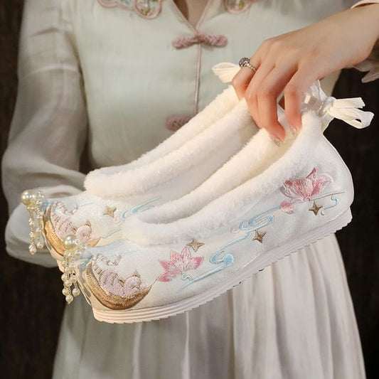 Fleece Flats Trim Embroidered