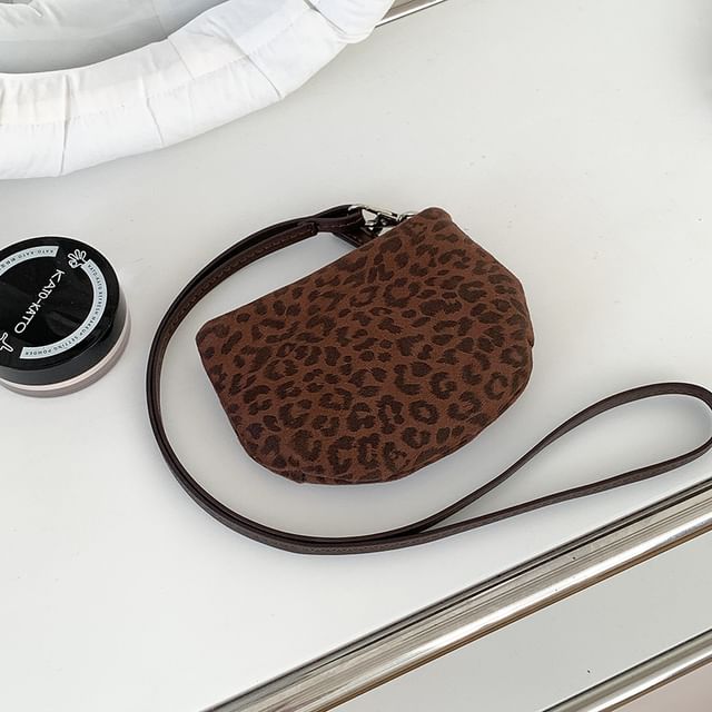 Print Leopard Necklace Pouch
