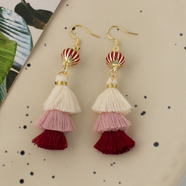 / Tassel Drop Clip-On Earring