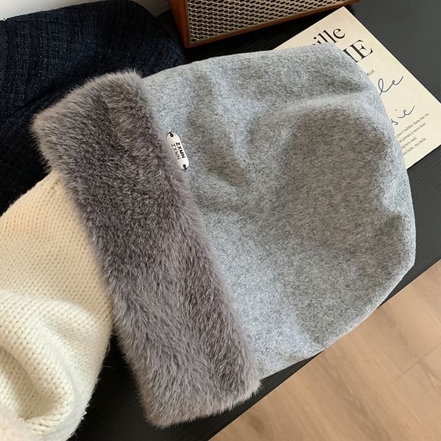 Fluffy Beanie Panel Plain