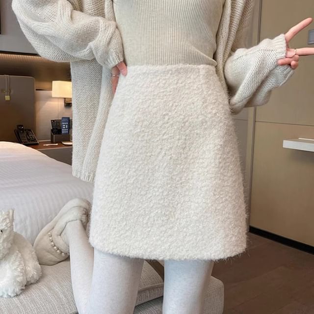 Pencil Plain Skirt High Rise Fluffy Mini