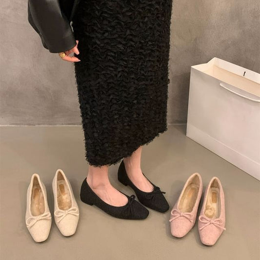 Bow Toe Flats Square