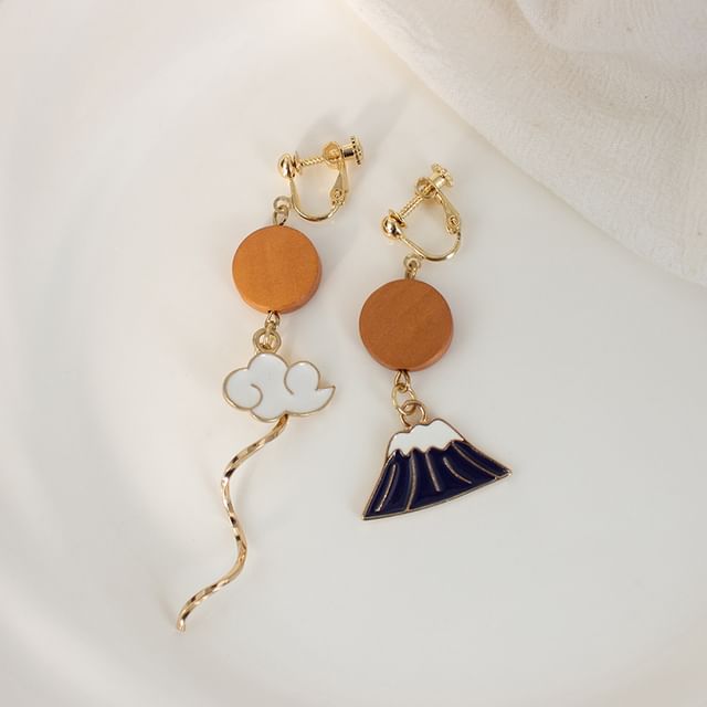 Drop Earring / Enamel On Asymmetrical Mountain Clip