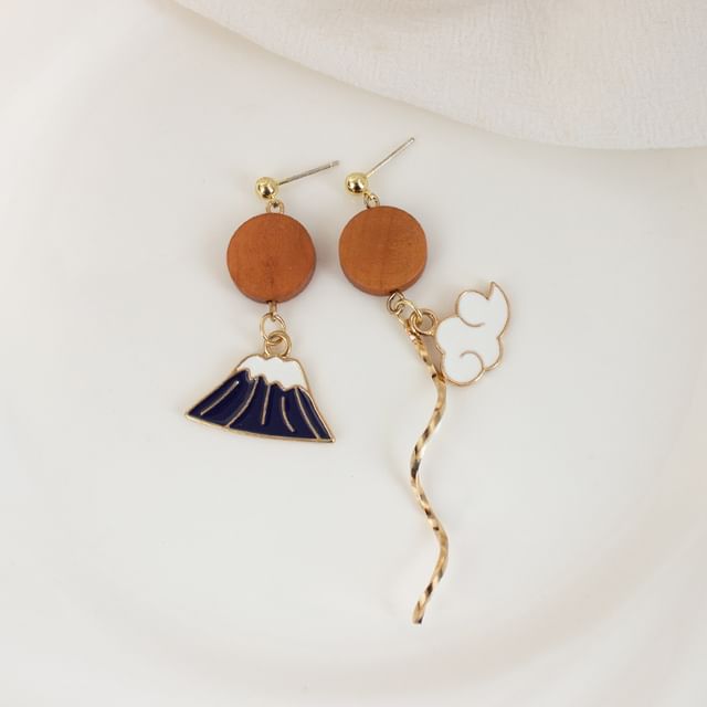 Drop Earring / Enamel On Asymmetrical Mountain Clip