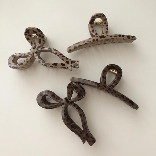 Claw Leopard Hair Print Acrylic