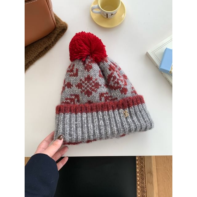 Patterned Beanie Pom