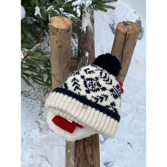 Patterned Beanie Pom