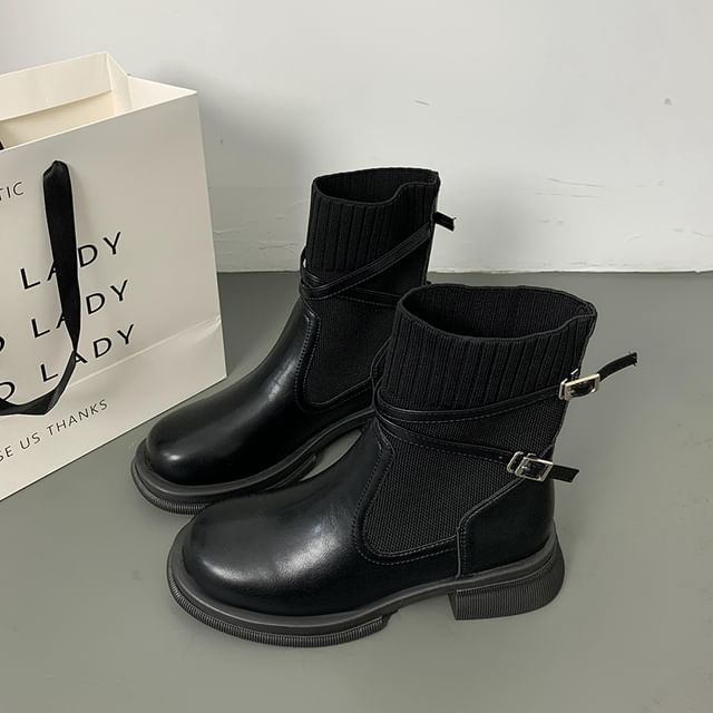 Platform Buckled Short Knit Boots Panel