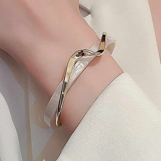 Leopard Twisted / Open Bangle Print