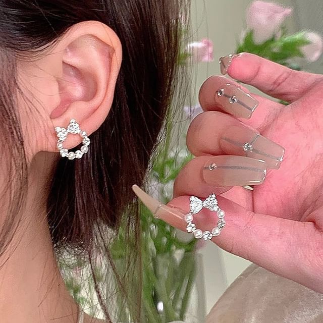 Drop Hook Earring Huggie Cuff Stud / Ear