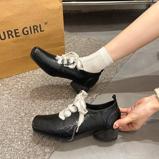 Heel Plain Lace-Ups Block