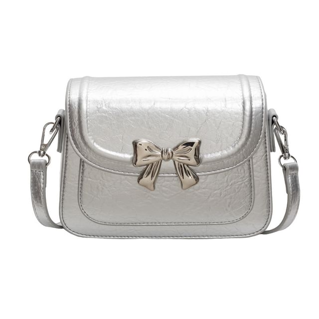 Bow Bag Flap Crossbody Accent
