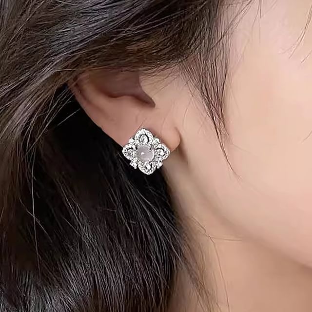 Earring Rhinestone Leaf Stud