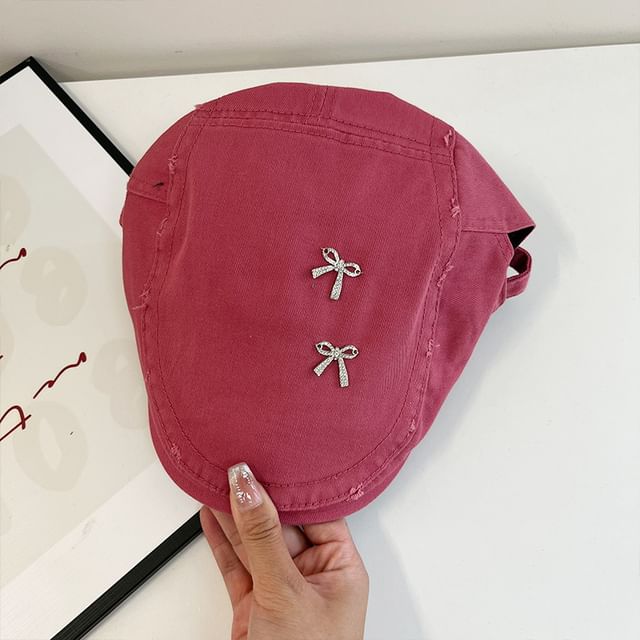 Flat Distressed Bow Cap Plain