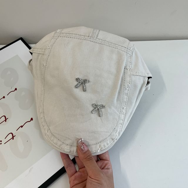 Flat Distressed Bow Cap Plain