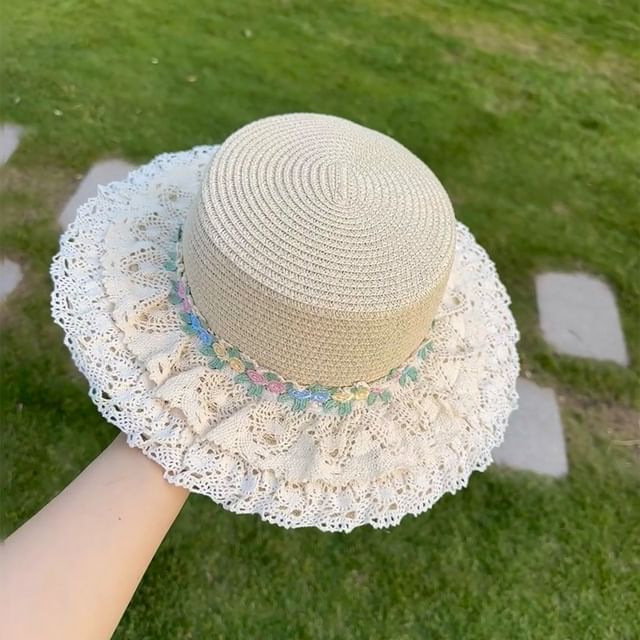 Applique Ruffle Floral Hat