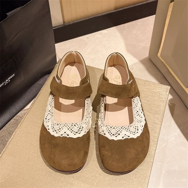 Trim Toe Lace Round Jane Flats Mary