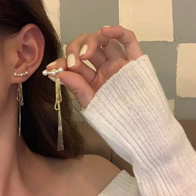 Pearl Threader Alloy Earring Faux