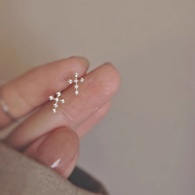 Alloy Stud Earring Rhinestone Cross