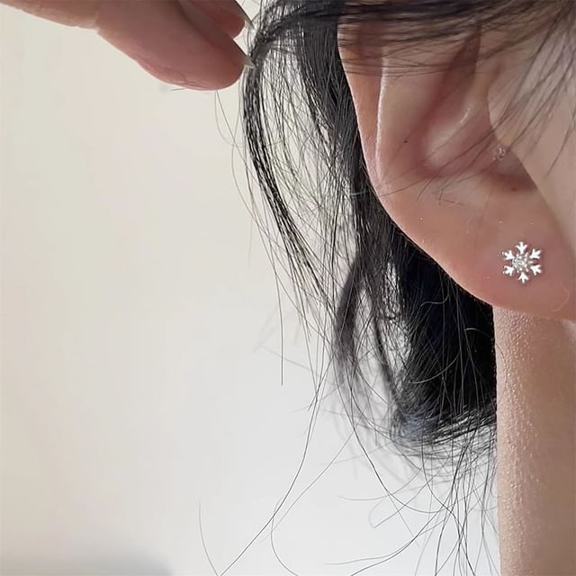 Alloy Barbell Earring Snowflake