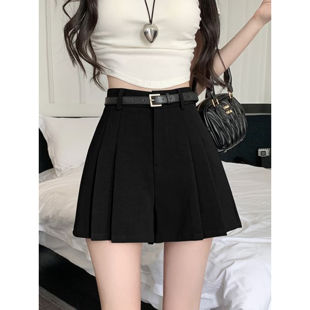 High Plain Pleated Waist Skort