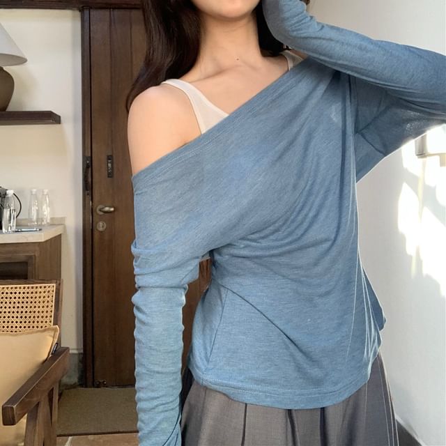 Two-Piece Cold-Shoulder Mock Long-Sleeve T-Shirt Tone Two