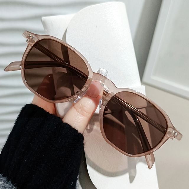 Round Frame Sunglasses