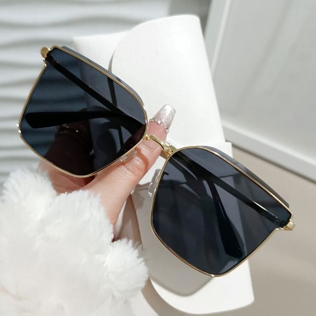 Square Gradient Sunglasses