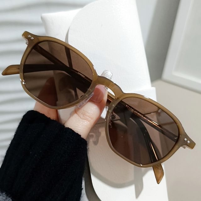 Round Frame Sunglasses