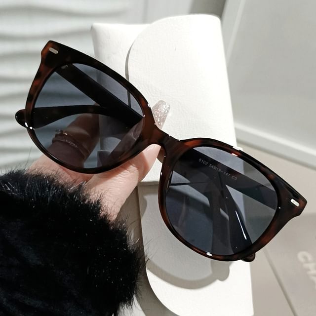 Sunglasses Square Frame Oversized