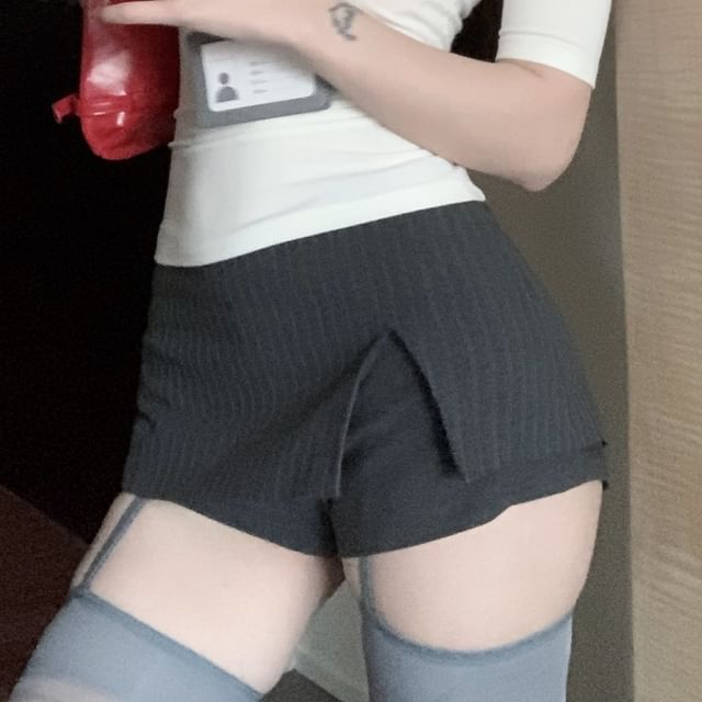 Slim High Mini Plain Tee Skort A-Line Fit Short-Sleeve Turtleneck Striped / Slit Waist