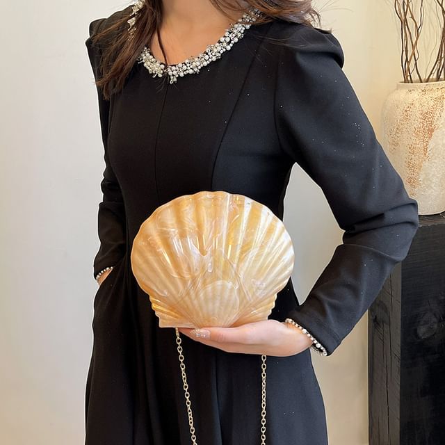 Chain Evening Shell Strap Bag