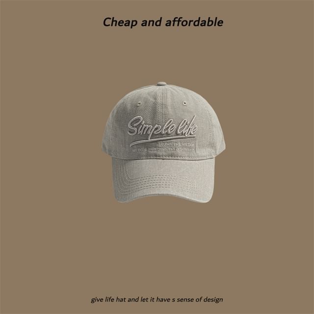 Cap Embroidered Washed Letter