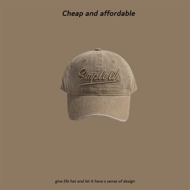 Cap Embroidered Washed Letter