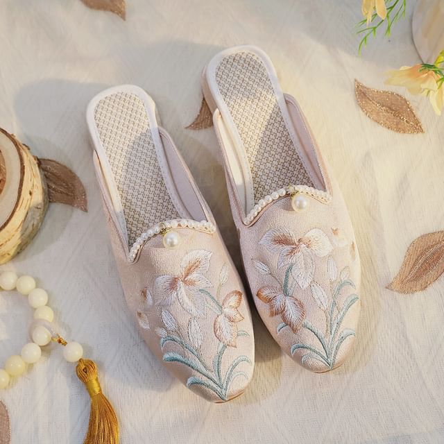 Mules Faux Pearl Embroidered Floral