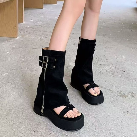 Buckled Platform Loop Toe Gladiator Sandals