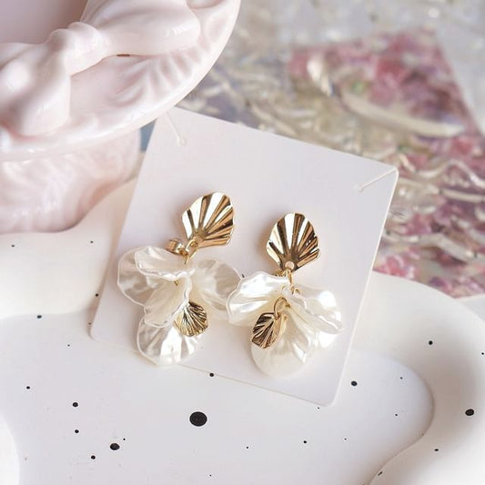 Shell Fringed Drop Earring / Clip-On Earring