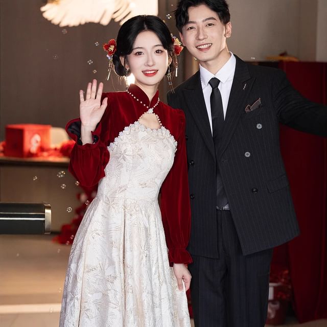 Faux Puff-Sleeve Chinese Jacquard A-Line Floral Wedding Dress Pearl