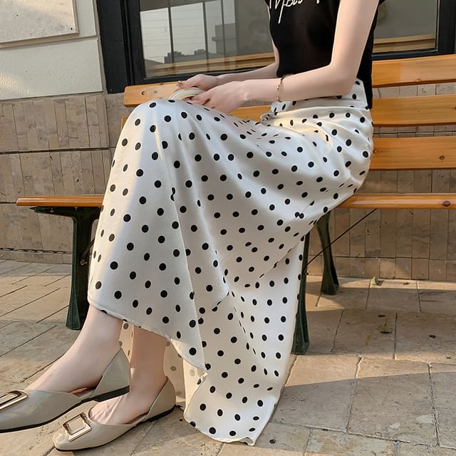 Dotted High Skirt A-Line Maxi Rise