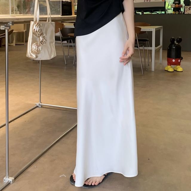 Maxi Skirt Rise Plain High H-Line