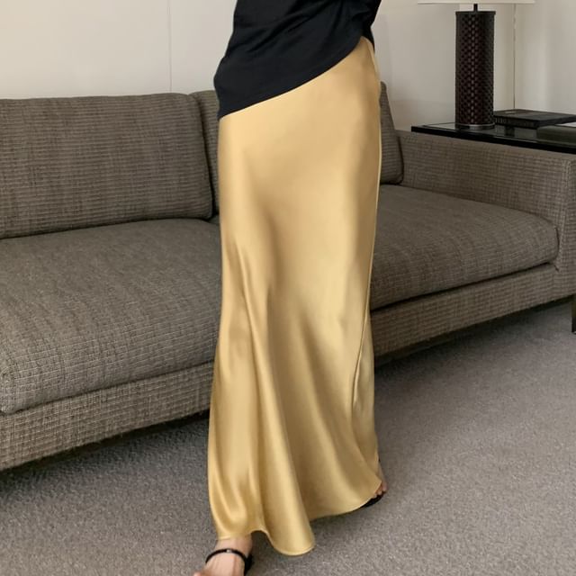 Maxi Skirt Rise Plain High H-Line