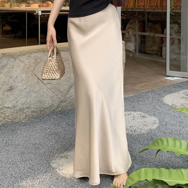 Maxi Skirt Rise Plain High H-Line