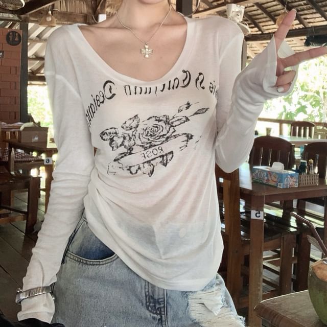 Long-Sleeve One-Shoulder Lettering T-Shirt